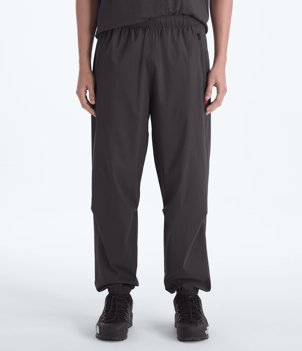 Men’s TNF™ Red Box Packable Wind Pants